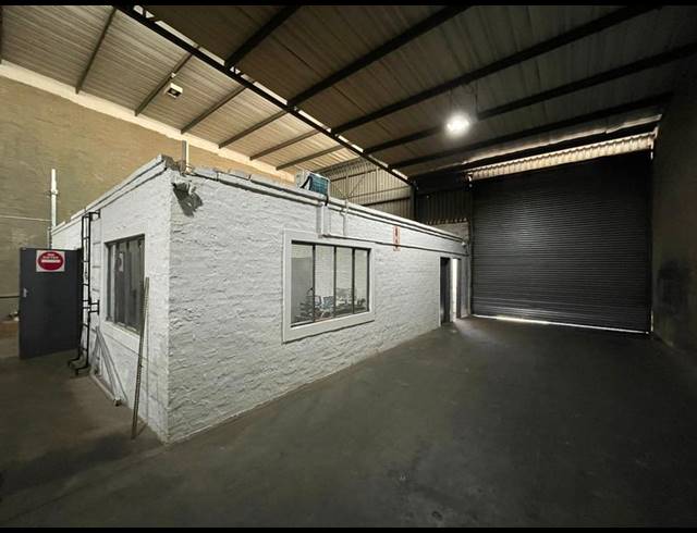 INDUSTRIAL PROPERTY TO RENT IN HENNOPSPARK